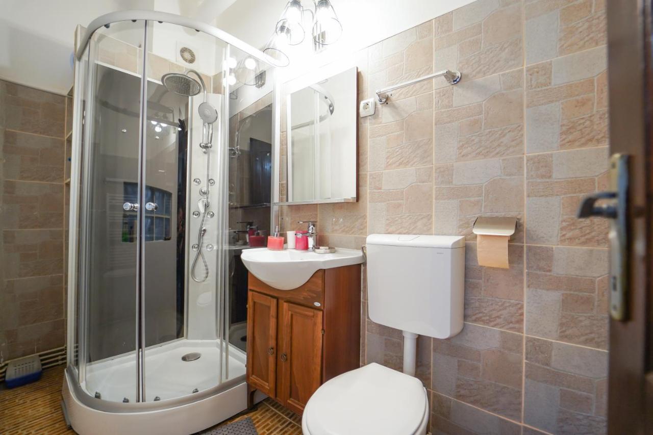 בראשוב Kron Studio Kalista מראה חיצוני תמונה