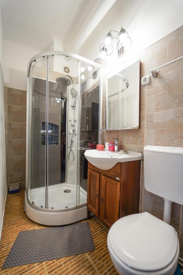 בראשוב Kron Studio Kalista מראה חיצוני תמונה